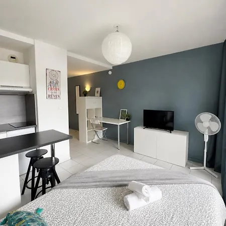 Avec Parking En Sous-sol Apartamento